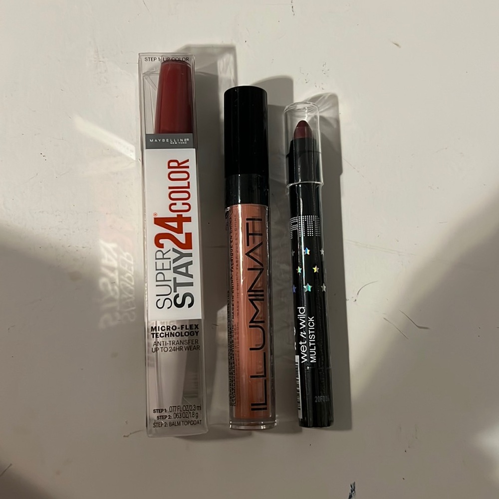 Bundle of 3 lip products